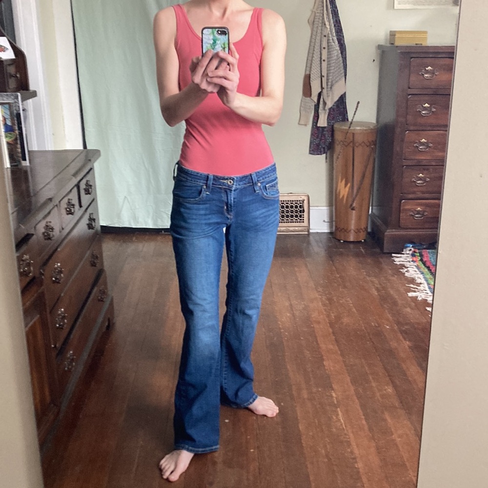 Levi’s size 6 low boot cut 545 jeans